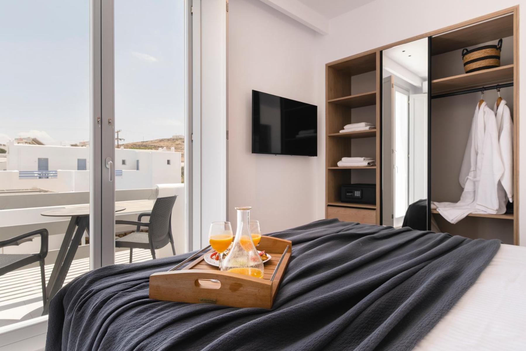 Quartano Suites By Heliessa, Adults Only เนาซา ภายนอก รูปภาพ