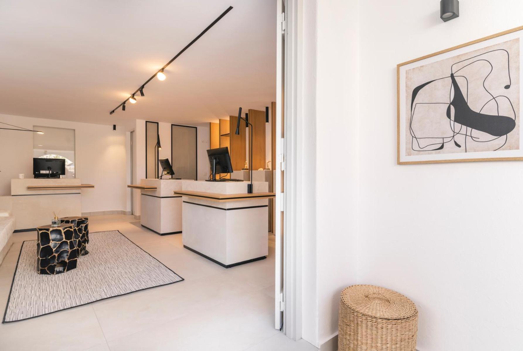 Quartano Suites By Heliessa, Adults Only เนาซา ภายนอก รูปภาพ